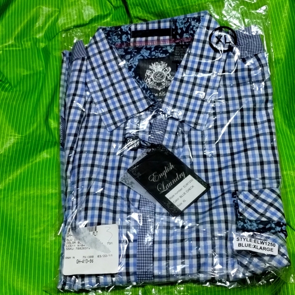 NWT Men's Shirt - Picture 1 of 6